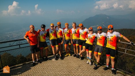 Group of cyclists from the USA at the top of Italy`s balcony on HC Bike Tours private tour
