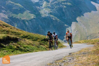 Cycling Cirque de Troumouse climb in the French Pyrenees