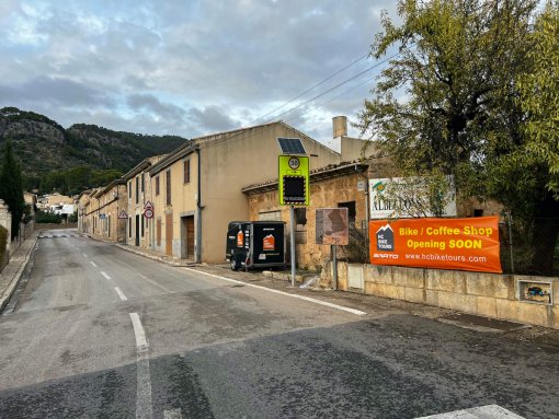 How it looks now - the place where HC Bike Tours cycling cafe in Caimari Mallorca will be opened in 2024