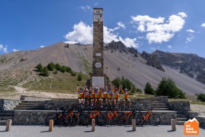 HC team picture at the top of Col Dizard