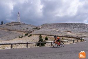 Cycling downhill from Mt Ventoux