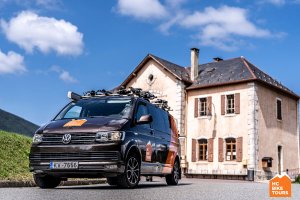 HC Bike Tours sag van