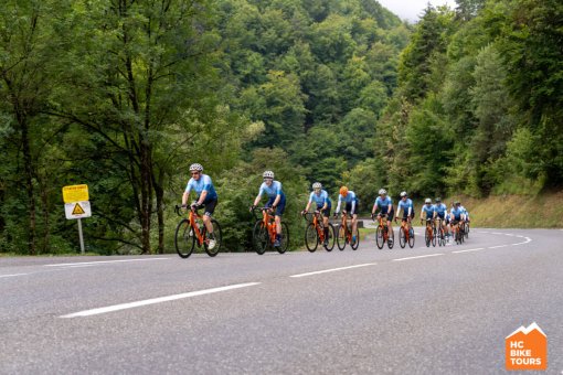 The SPR team during the cycing tour pushing hard to the top