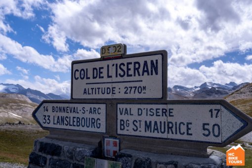 Sign of Col De L'iseran