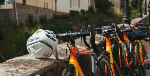 Rent Italian Sarto road bikes in Mallorca or Como Italy with HC Bike Tours